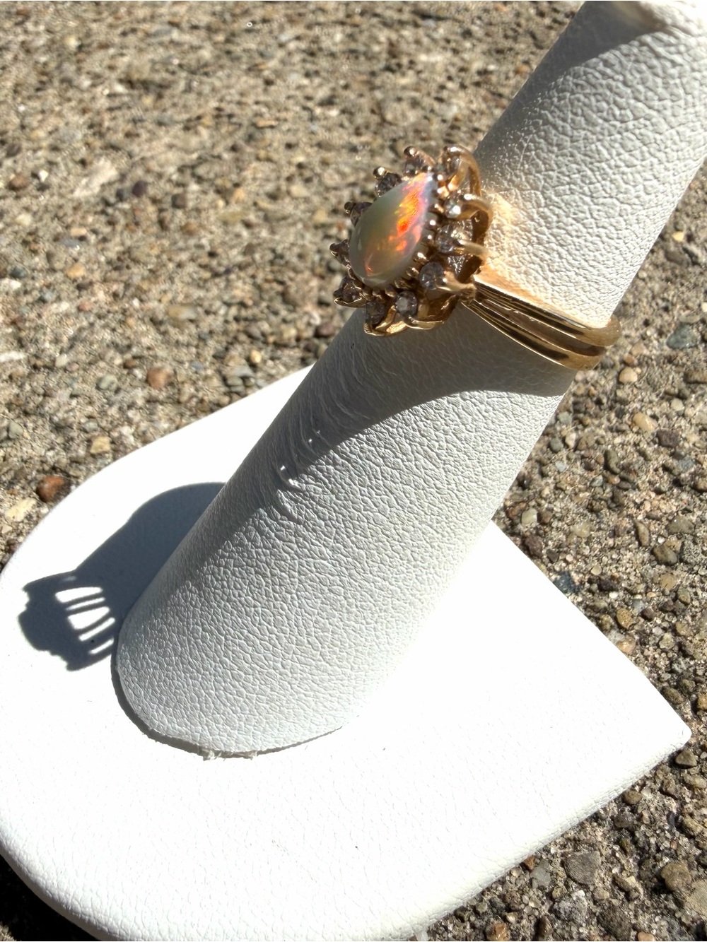 14k Yellow Gold Opal And Cubic Zirconia Ring - Picture 4 of 7